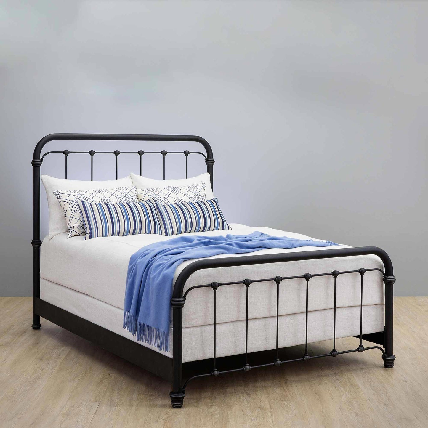 Braden Iron Bed 1001 Wesley Allen Queen CBMPF Aged Iron Finish Bedroom Matriae