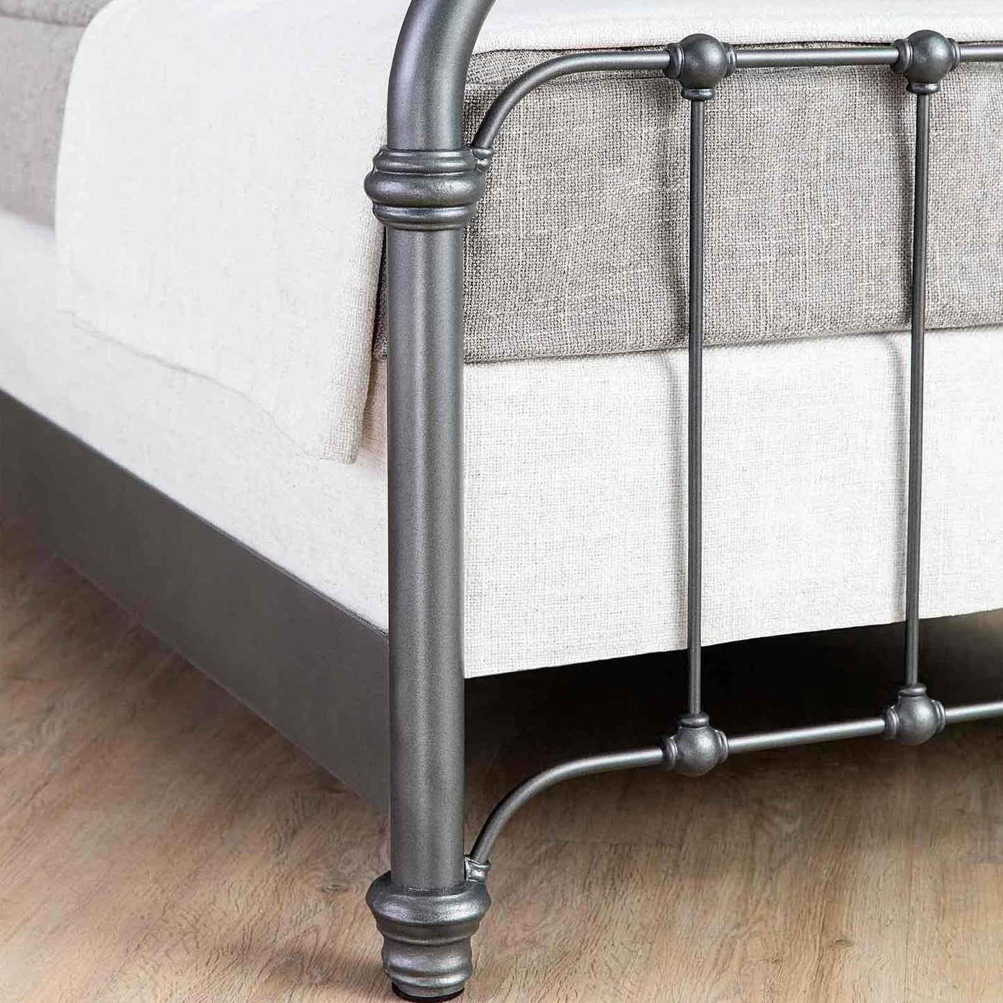 Braden Iron Bed 1001 Wesley Allen Queen CBMPF Pewter Finish Matriae
