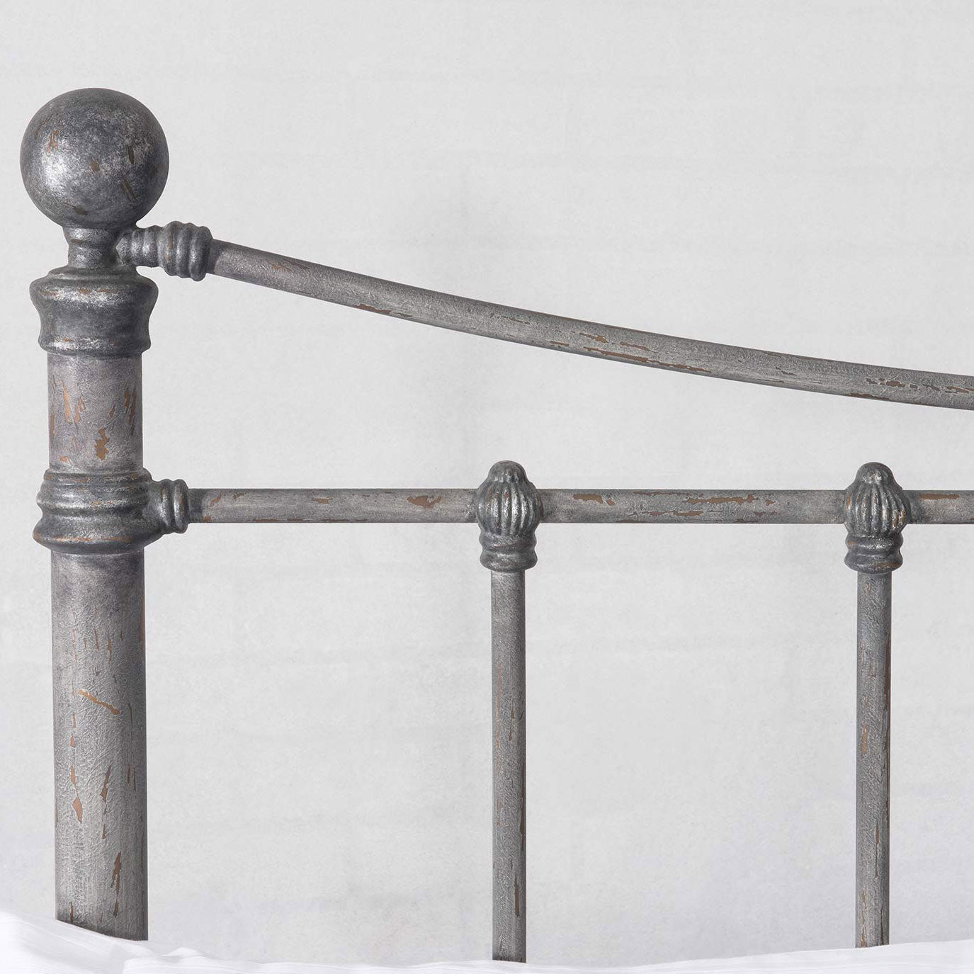 Quati Iron Headboard Metal Surround Bed 1046MS Wesley Allen Queen Weathered Grey Finish Matriae